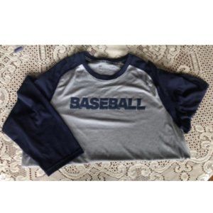 Under Armour Baseball Tee - size Large